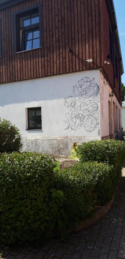 Hotel Metras Maja Aizpute Exterior foto