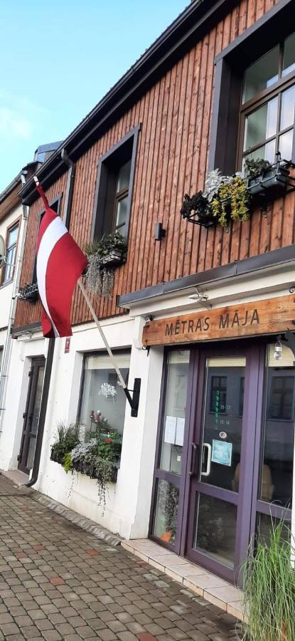 Hotel Metras Maja Aizpute Exterior foto